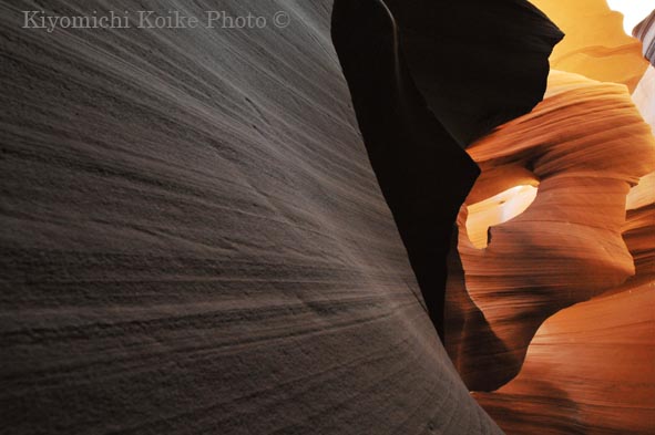 ���[�A�[�A���e���[�v�L���j�I�� - Lower Antelope Canyon
