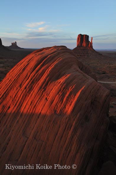���j�������g�o���[ Monument Valley Navajo Traibal Park